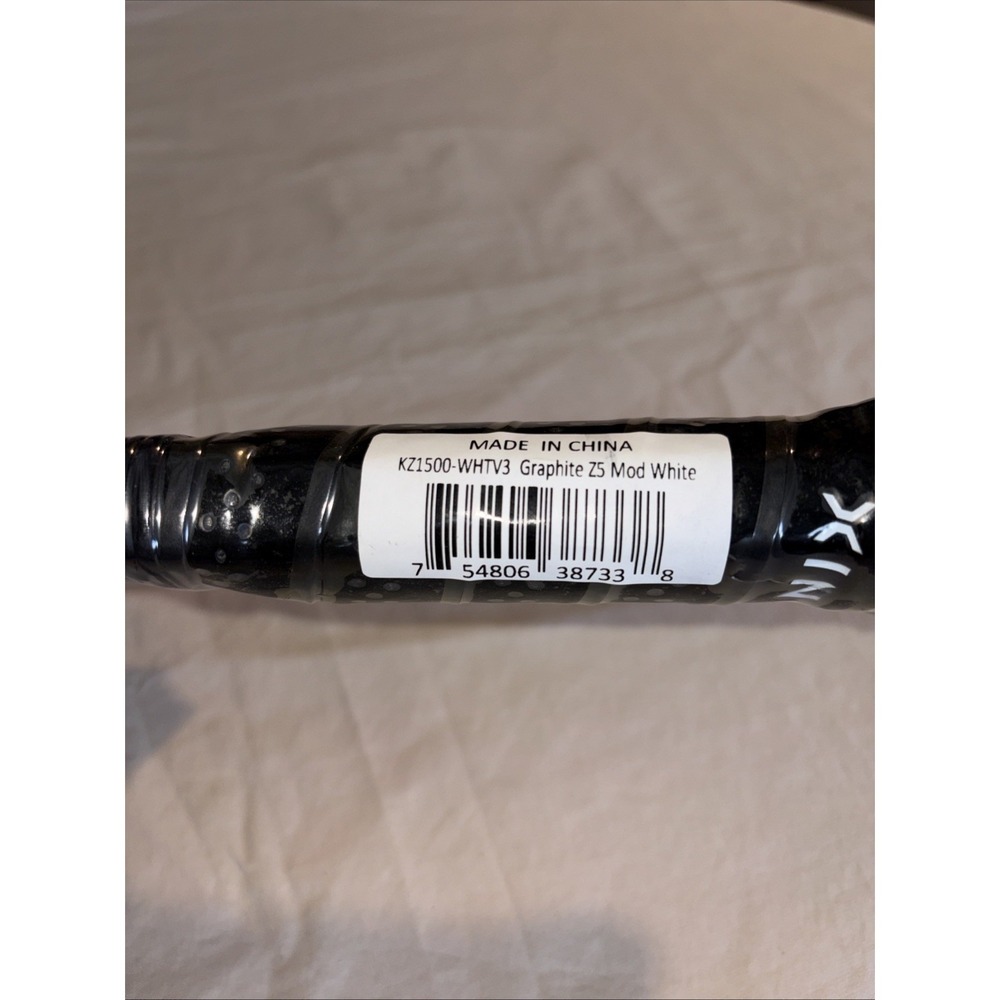 Onix 15.5" Z5 Wide Body Pickleball Paddle - Gray: Graphite Honeycomb - Grip 4" - Picture 5 of 5